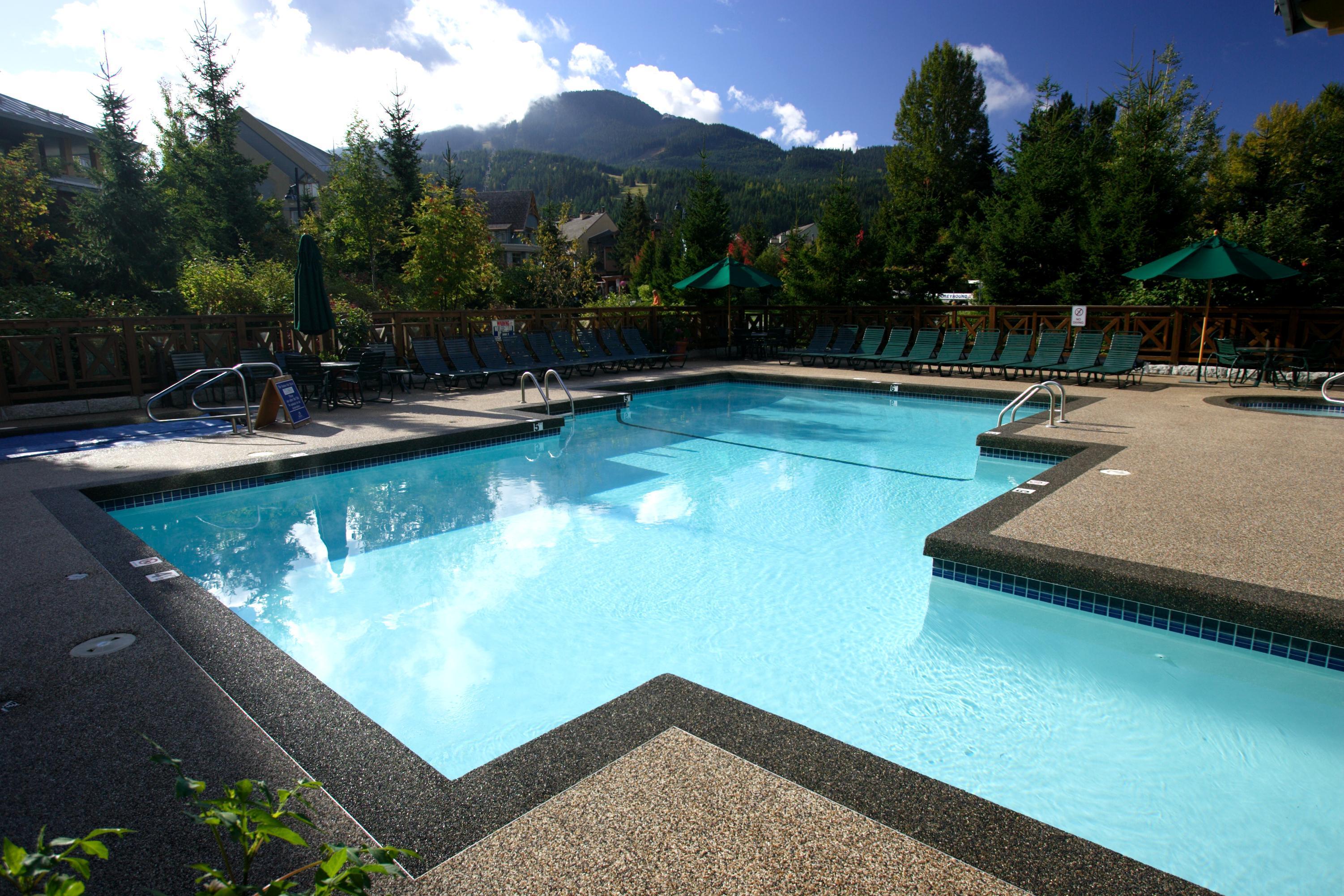 Delta Hotels By Marriott Whistler Village Suites Exteriér fotografie