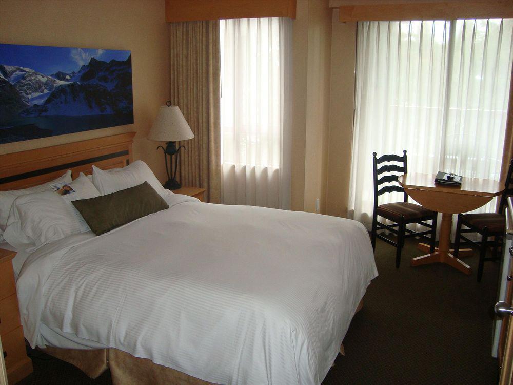 Delta Hotels By Marriott Whistler Village Suites Pokoj fotografie